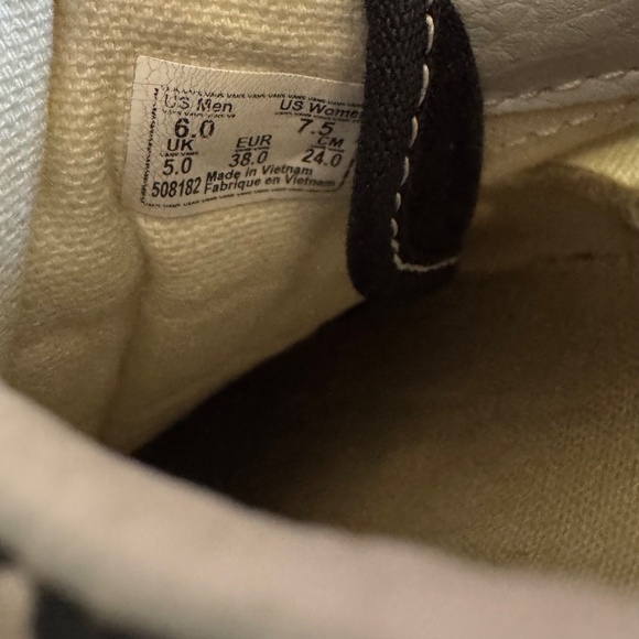 DOPE CHECKERED OLD SKOOLS. - Picture 2 of 2